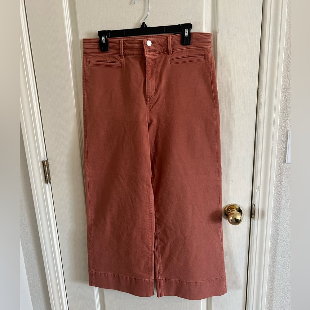 Size 8 Ann Taylor High Rise Wide Leg Jeans - Picture 2 of 4